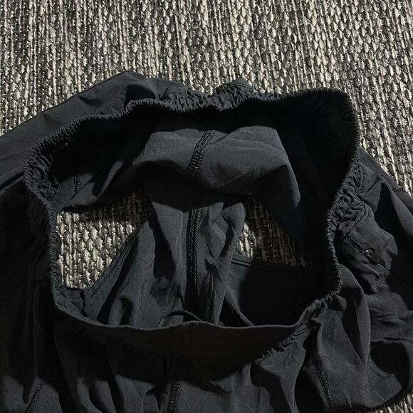 Lululemon hotty hot short - Picture 4 of 4